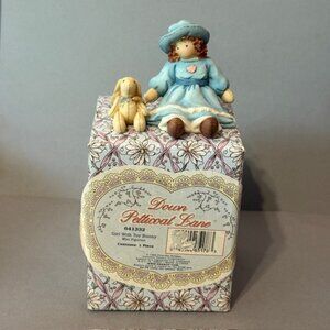 Vintage Down Petticoat Lane Enesco Figurine Box Priscilla Hillman Girl Toy Bunny